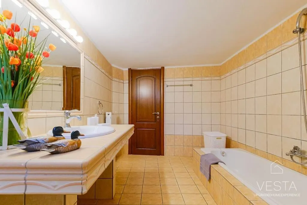 Yiasemi Open-Plan Suite, Near Lagomandra Beach Grekland