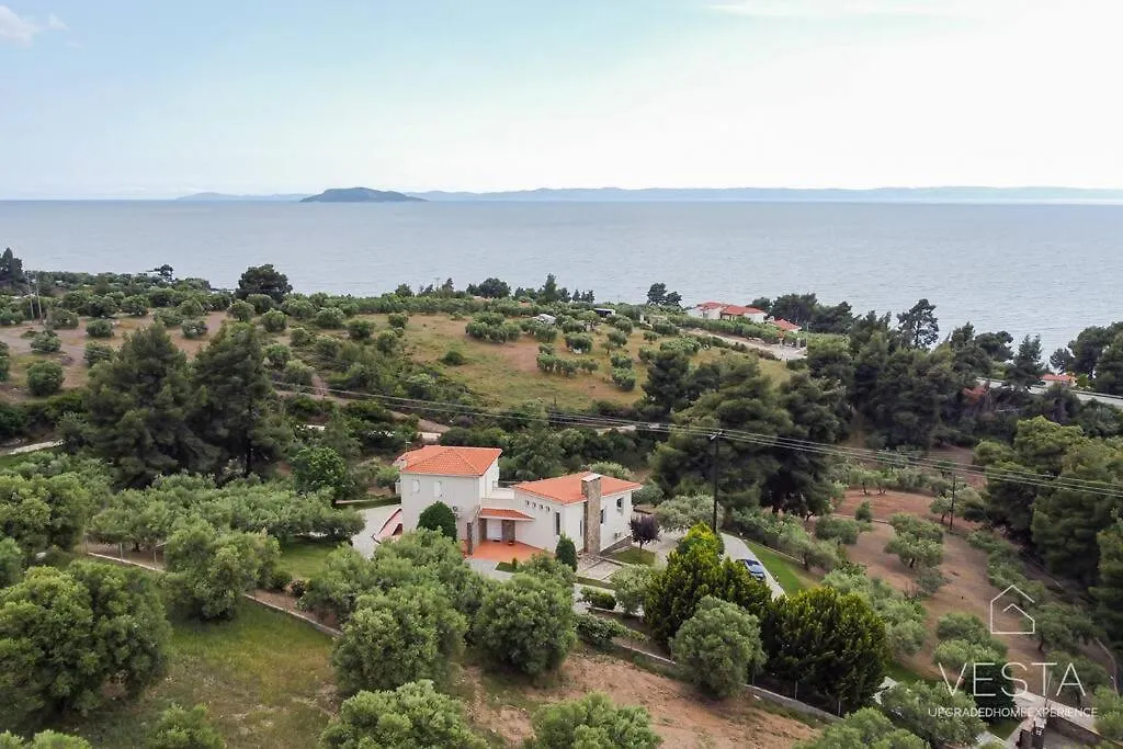 Yiasemi Open-Plan Suite, Near Lagomandra Beach Lägenhet